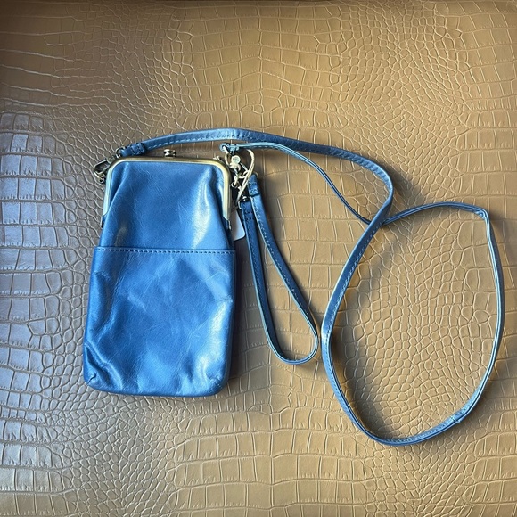 HOBO Womens Melody Genuine Leather Crossbody And Wristlet Bag Atlantis Blue NWT - Picture 4 of 7